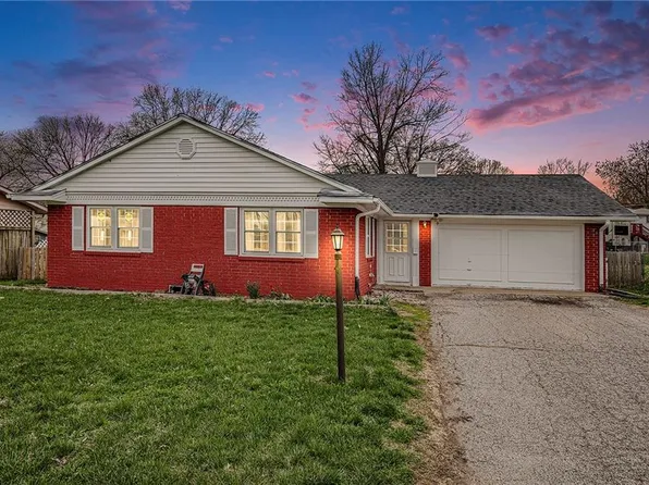2006 N 36th St, Saint Joseph, MO 64506
