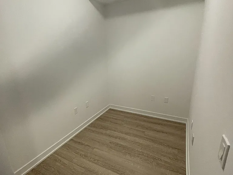 250 Lawrence Ave W #617 — Photo 3