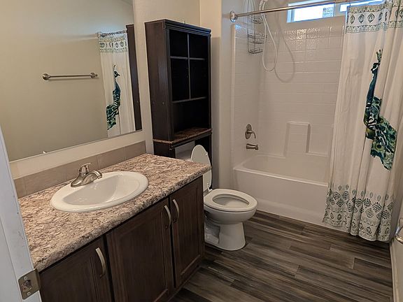 4th image of 5452 S San Fernando Ave