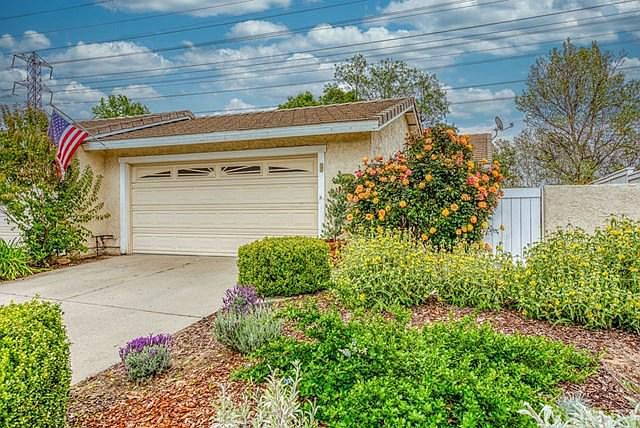 1st image of 25614 Alicante Dr