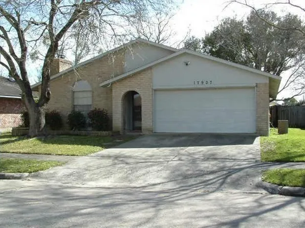 17907 Wolf Hollow Dr, Houston, TX 77084
