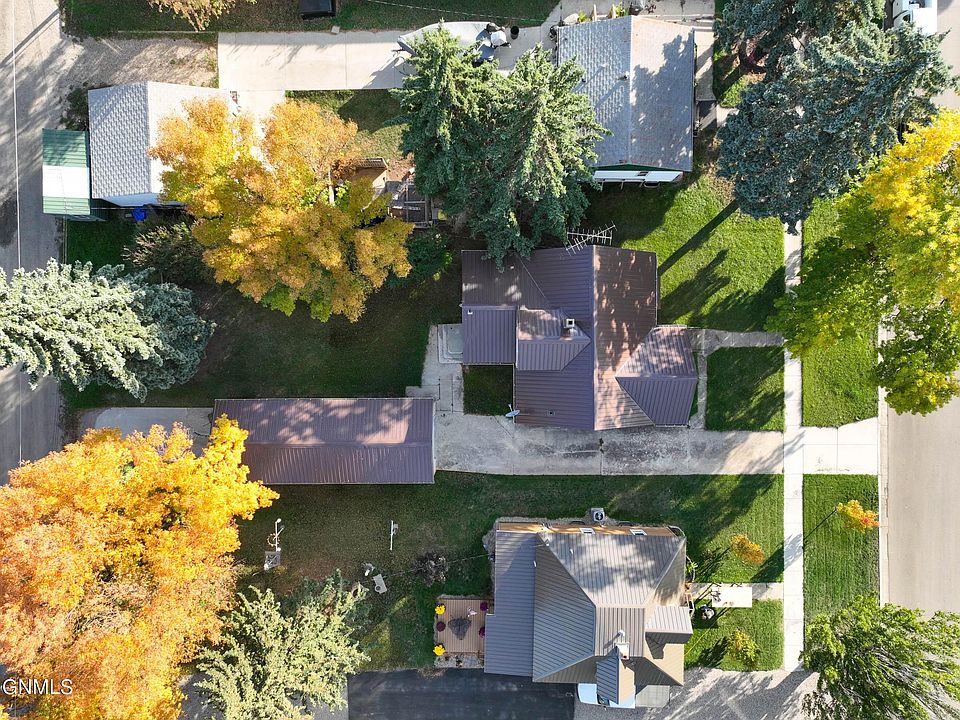 9 N Torning St, Tioga, ND 58852 Zillow