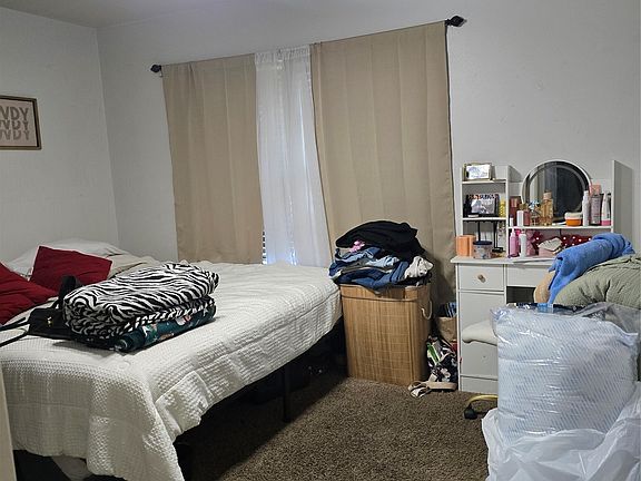 2nd image of 2251 Cambridge Dr
