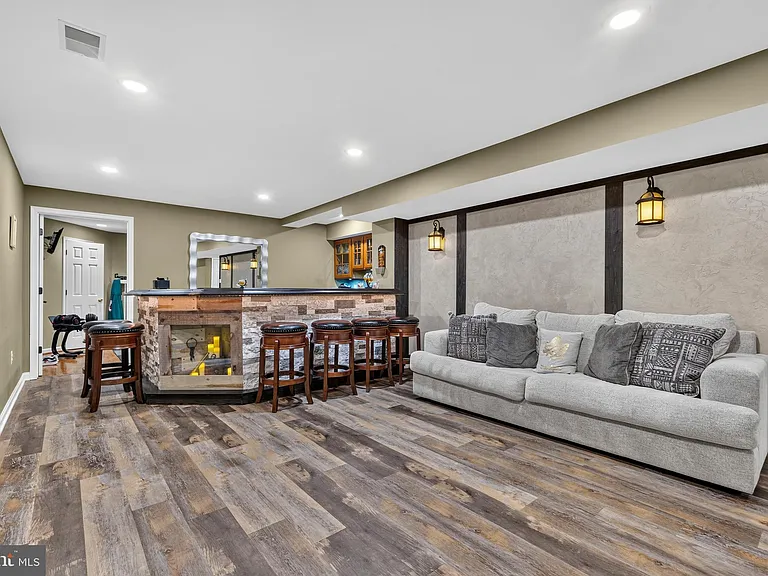 8147 Cancun Ct — Photo 47