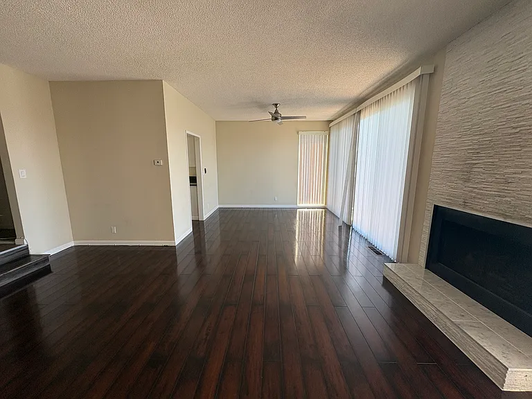 736 Fathom Dr — Photo 6