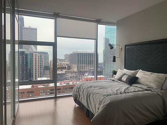 4th image of 501 N Michigan Ave #1305