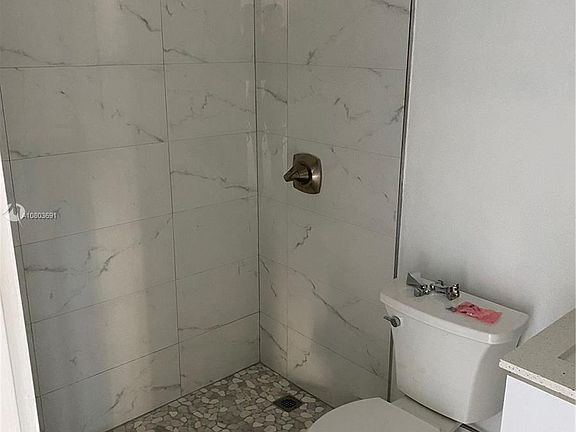 5th image of 761 NW 96th St #763