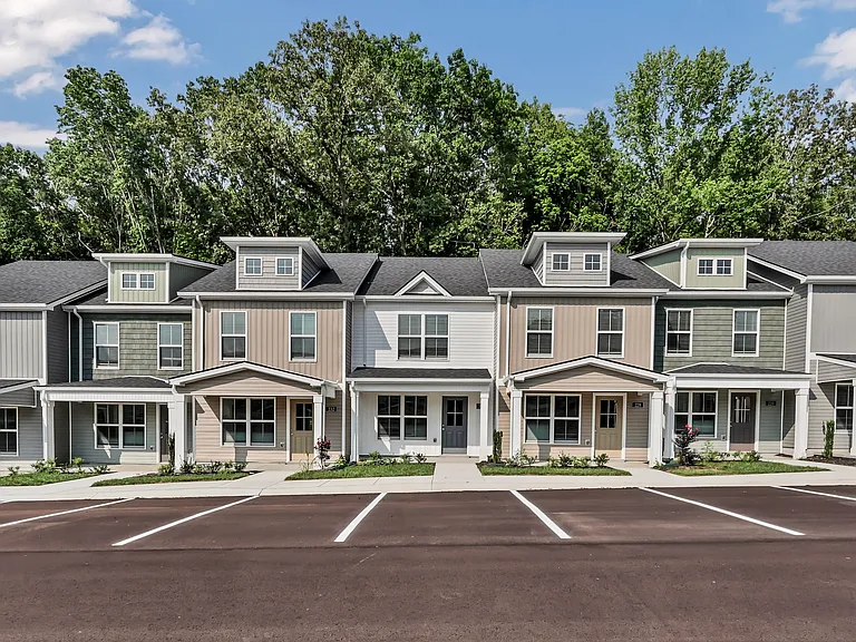 228 Limestone Point Dr — Photo 12