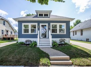 536 N 61st St, Wauwatosa, WI 53213