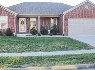 520 Southfork Dr, Berea, KY 40403