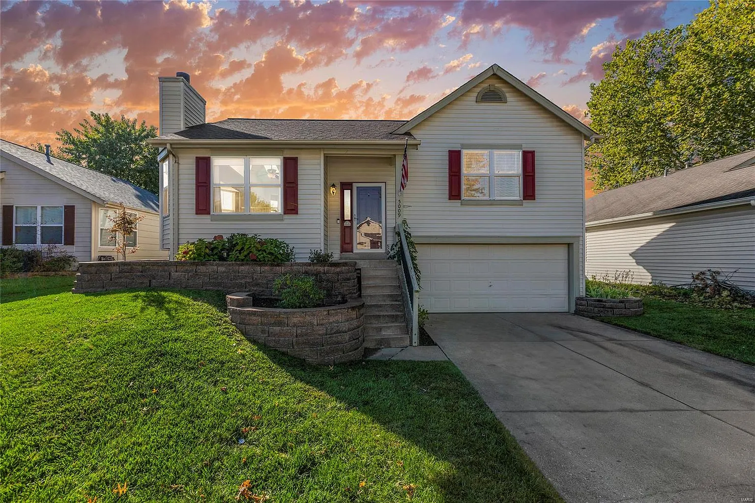 5009 Brittany Downs Dr photo 1