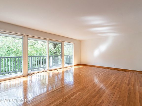 5th image of 1540 Cambridge Ave