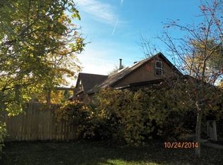 400 S 6th St, Hot Springs, SD 57747