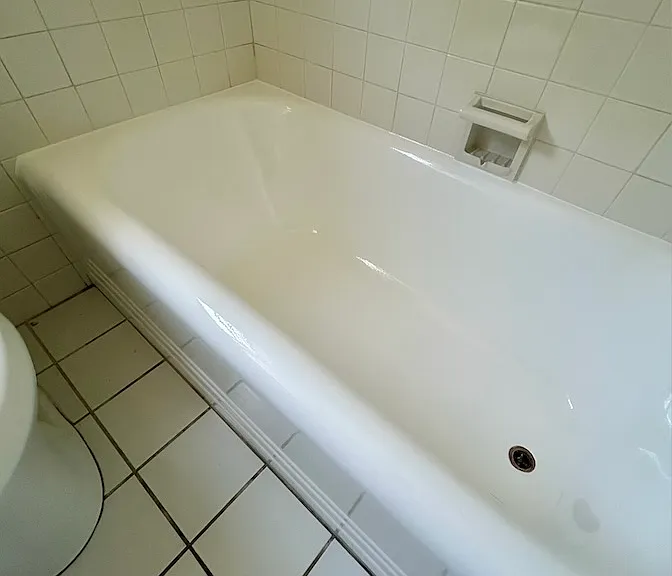 1046 N Crescent Heights Blvd — Photo 16