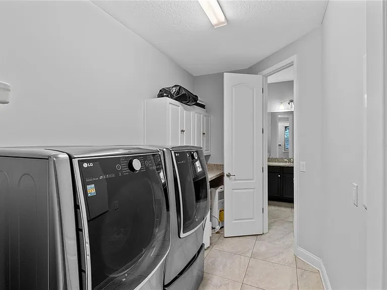 9077 Neher St — Photo 14
