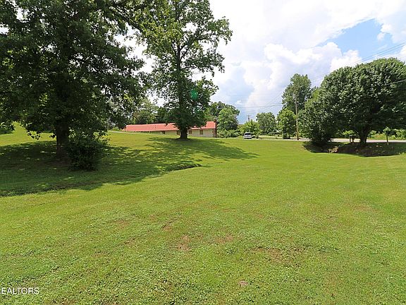 5th image of Galloway Dr