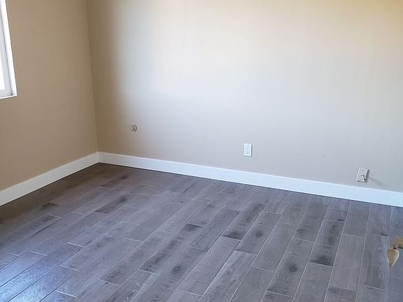 3rd image of 10277-79 Eagle Rock Ave