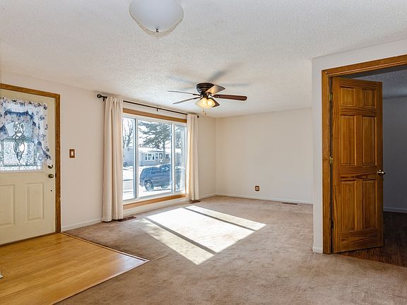 3rd image of 108 Madera Cir