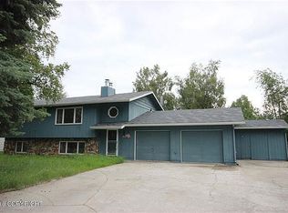 1443 Moore St, Fairbanks, AK 99701