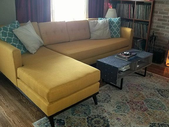 3rd image of 428 W Avenue 44
