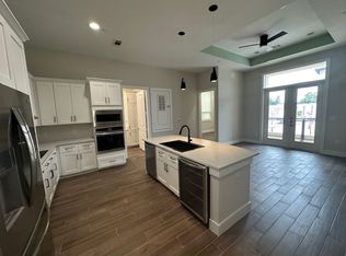 The Lofts at Pine Market, Montgomery, TX 77316