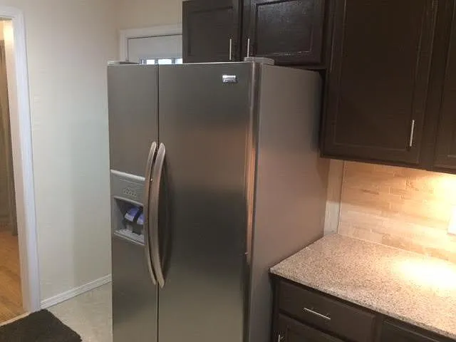 5201 N Miller Ave — Photo 2