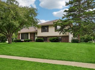 4500 73rd St, Urbandale, IA 50322