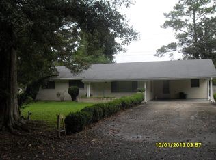 204 Hospital Dr, Raceland, LA 70394