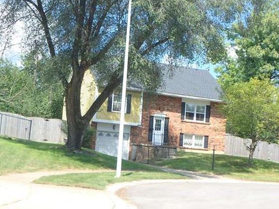 2nd image of 1002 Michele Ct
