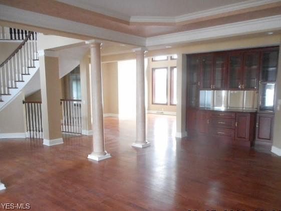 4th image of 615 Hardwick Dr