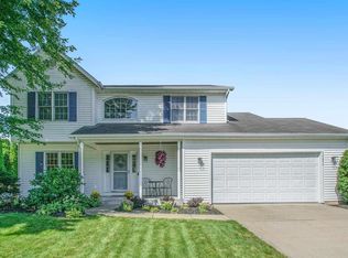 50653 S Wolfe Bridge Dr, Granger, IN