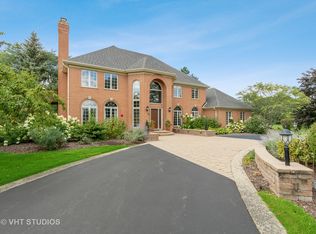 27 Stone Ridge Dr, South Barrington, IL 60010