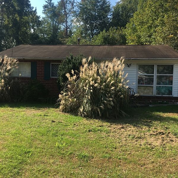 1st image of 502 Glengarry Dr