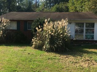 502 Glengarry Dr, Fairdale, KY 40118