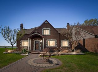 8115 Colony Dr, Clay, MI 48001