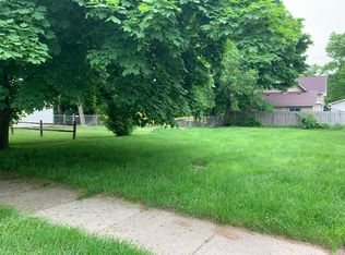 1208 Cawood St, Lansing, MI 48915