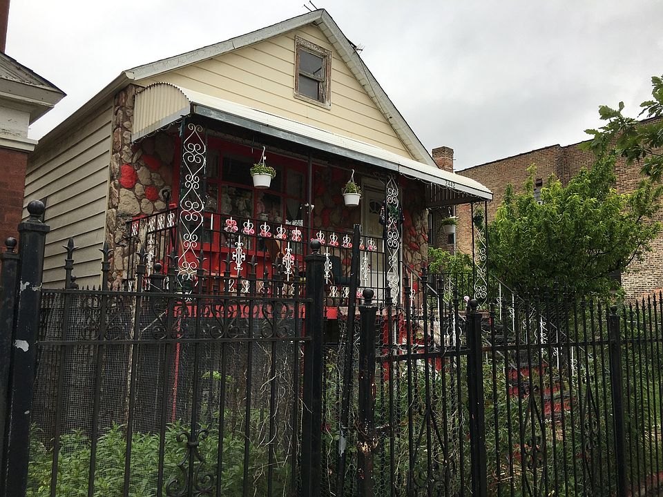 2nd image of 2442 S Pulaski Rd