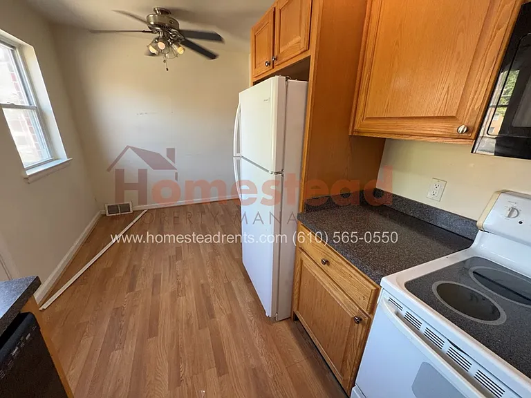 132 Abbey Ter — Photo 11