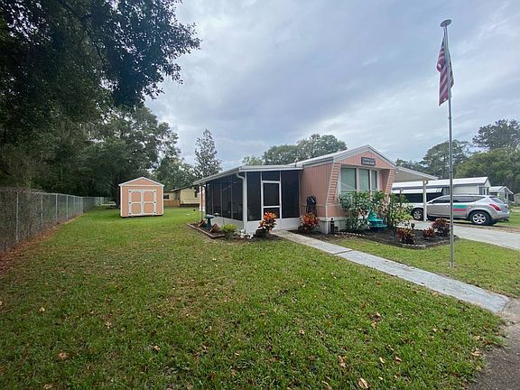 4th image of 7222 Rosewood Dr