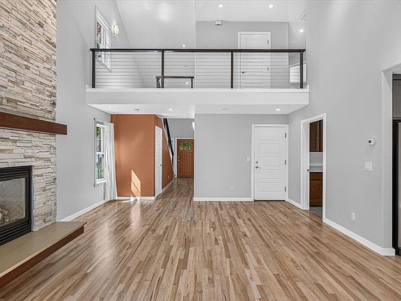 4th image of 1175 Ashford Way