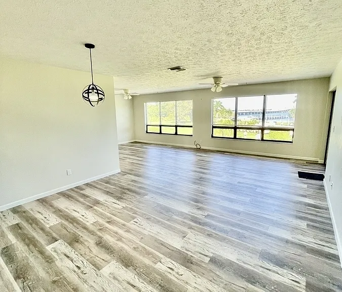12498 Riverside Dr #205 — Photo 2