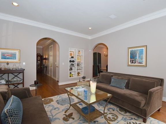 5th image of 5811 Inwood Park Ct
