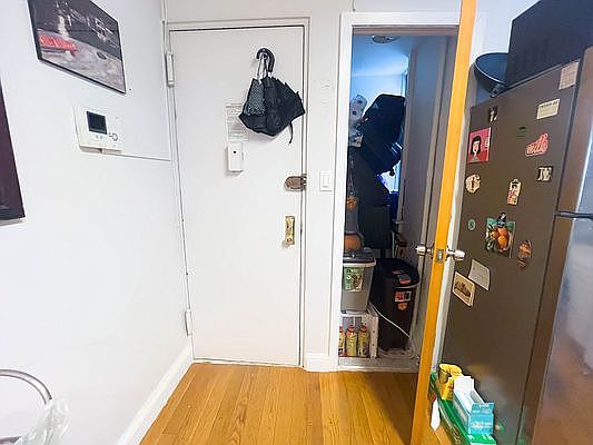3rd image of 128 Thompson St #8A