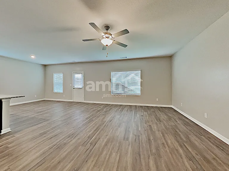 3395 Ridge Hill Pkwy — Photo 8