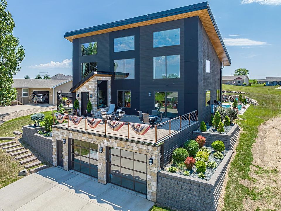 87 Helen Ave, Milford, IA 51351 MLS 230746 Zillow