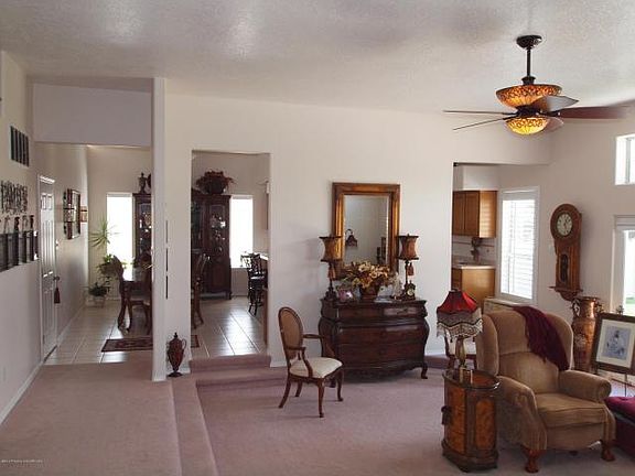 3rd image of 600 Cerrillos Dr