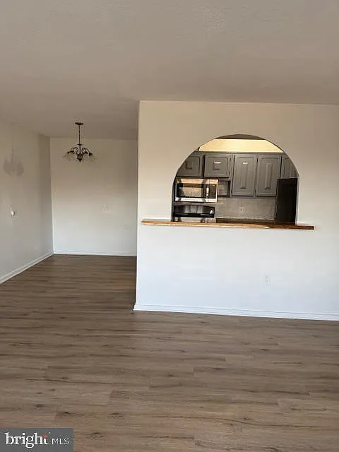 1 bed, 1.0 bath, 700 sqft, $1,700 — Photo 3