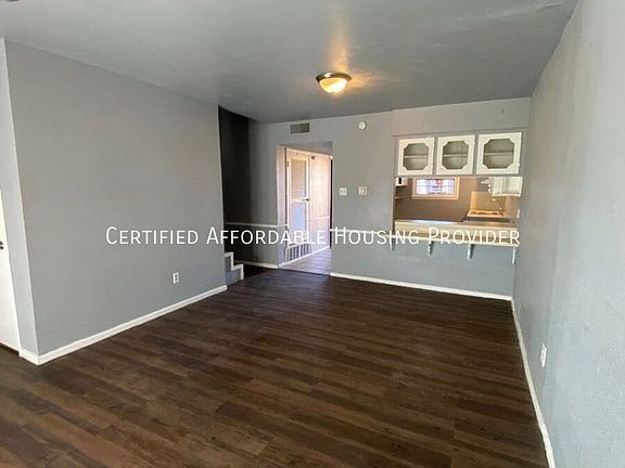 2nd image of 2107 49th St Unit C