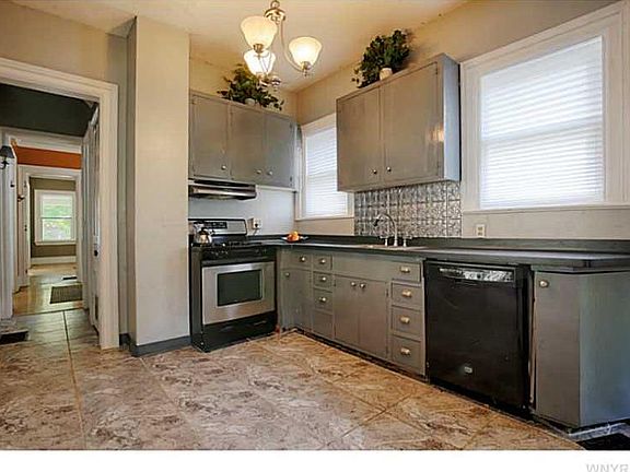 2nd image of 111 Highland Ave