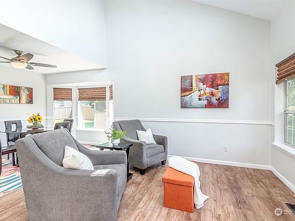 5th image of 21309 38th Avenue Ct E